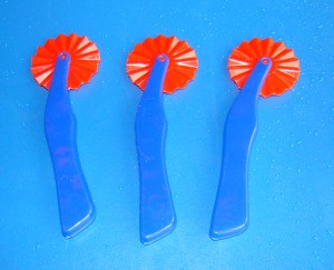 NARZĘDZIE RZEŹBIARSKIE DO CIĘCIA GLINY , MODELINY