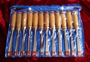 NARZĘDZIE RZEŹBIARSKIE  - ZESTAW 12 DŁUT